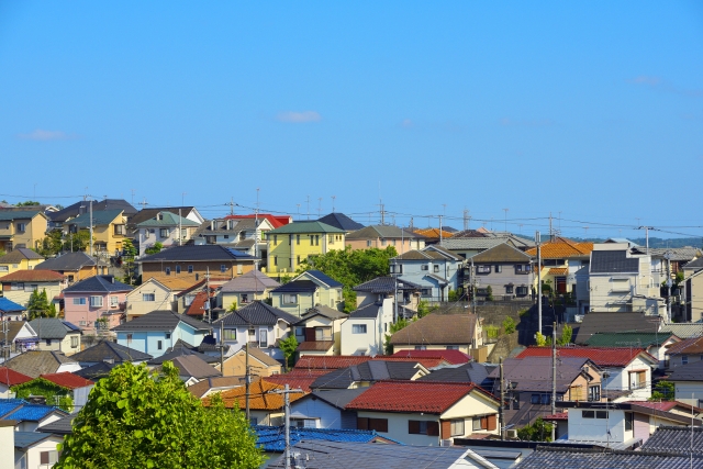 優れた屋根素材でより安全、快適に